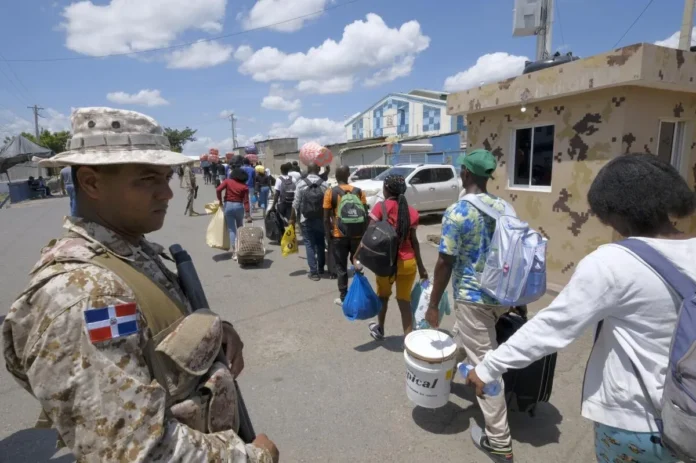 The Economic Paradox of the Haiti–Dominican Republic Frontier